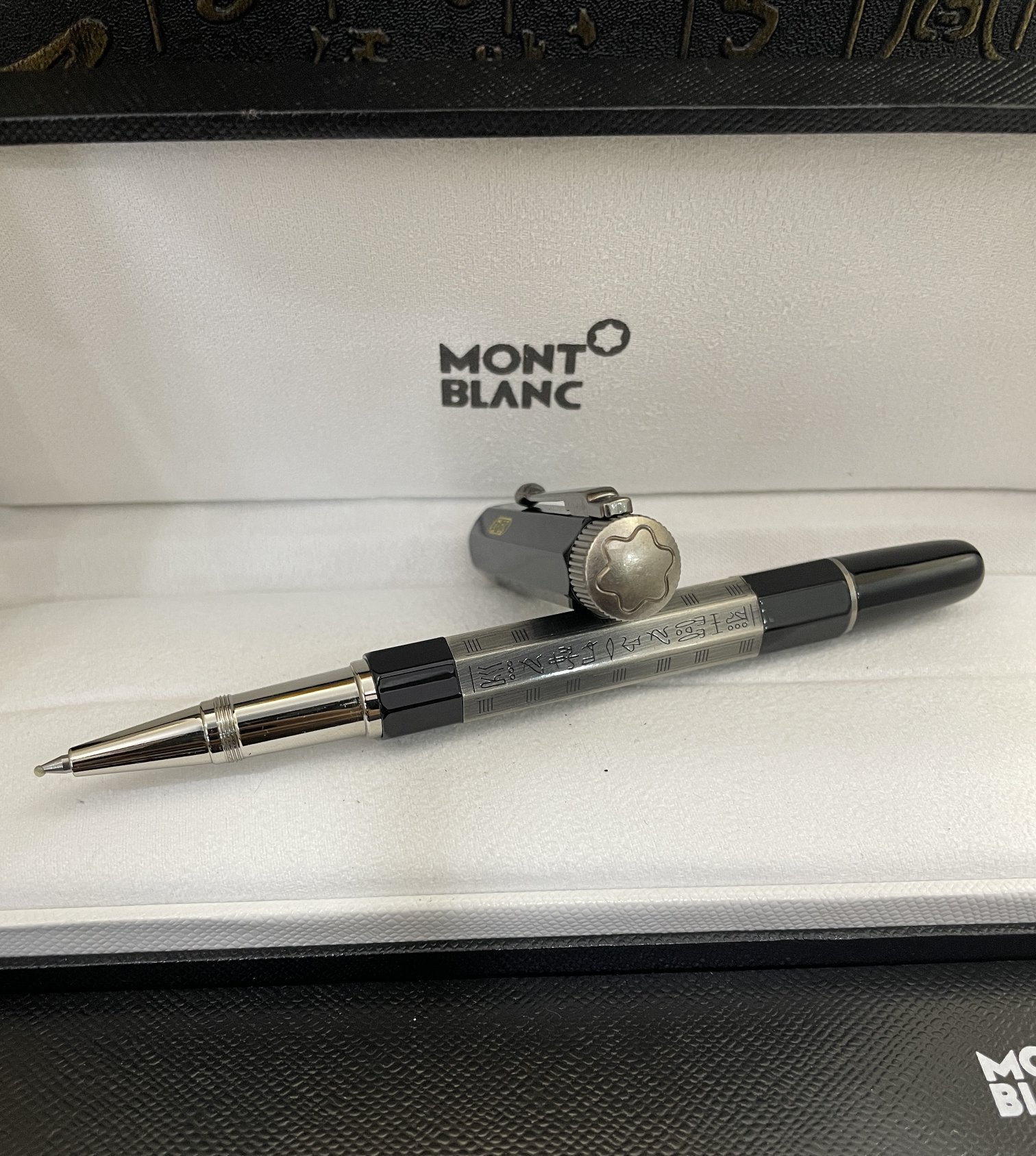 AAA Grade Montblanc Egyptomania Rollerball Pen Black & Gray